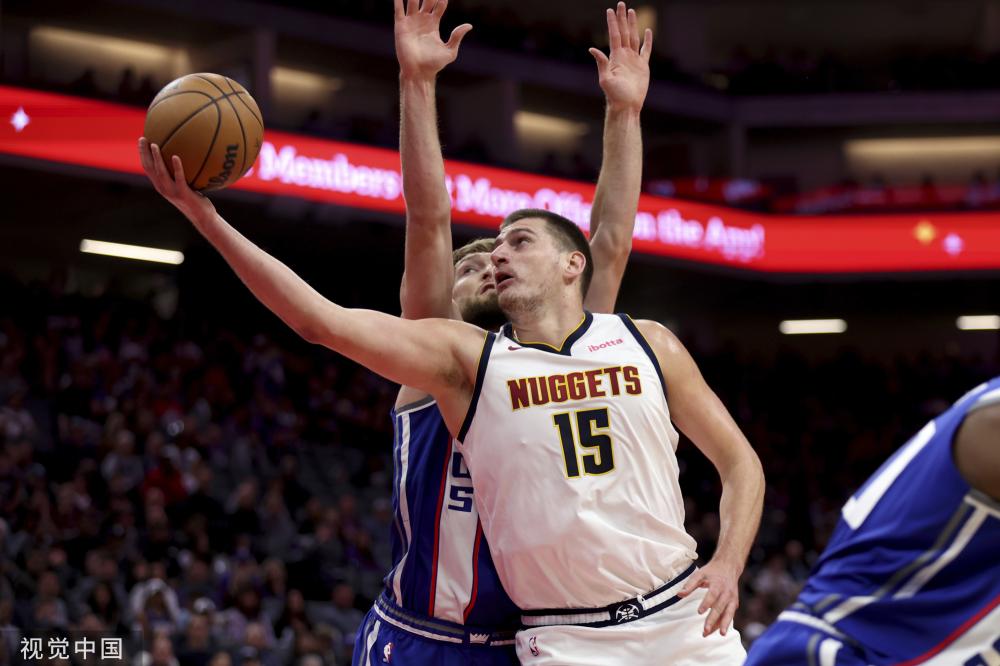 瞬息万变的 瞬息万变的