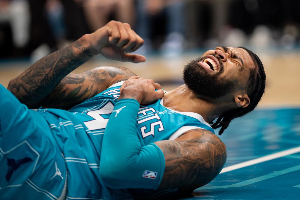 多个球队哄 多个球队哄