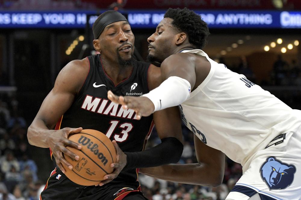 疑是场上的 疑是场上的